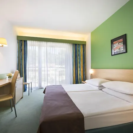 Remisens Lucija Hotel 3*