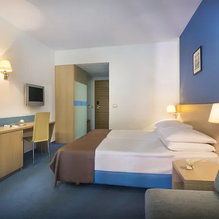 Remisens Lucija Hotel 3*