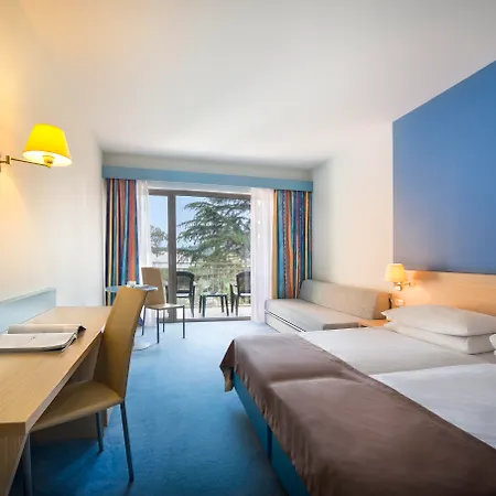 Hotel Remisens Lucija 4*