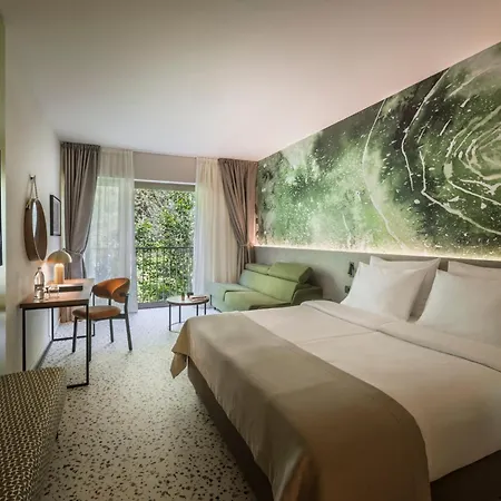 Hotel Remisens Lucija 4*