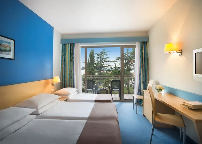 Hotel Remisens Lucija 4*