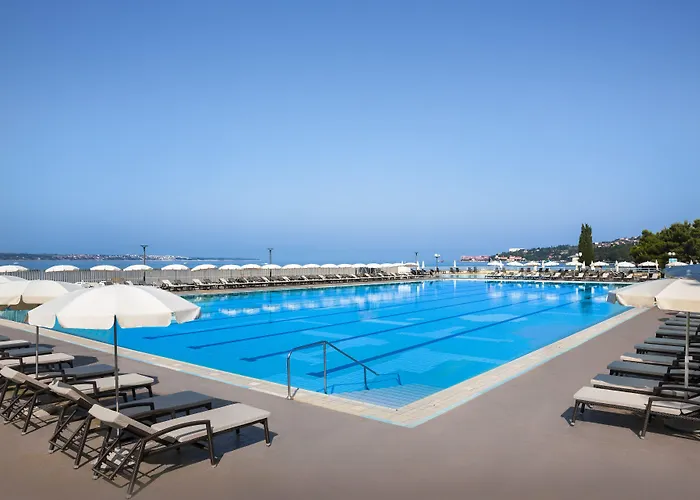 Hotel Remisens Lucija 4*